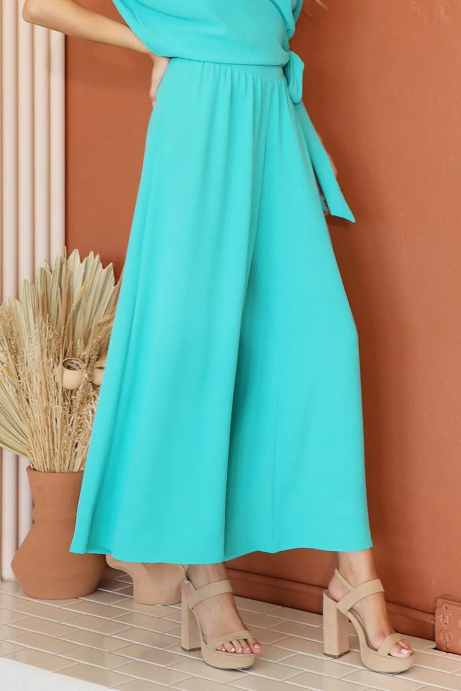Matte Crepe Wide Leg Pants